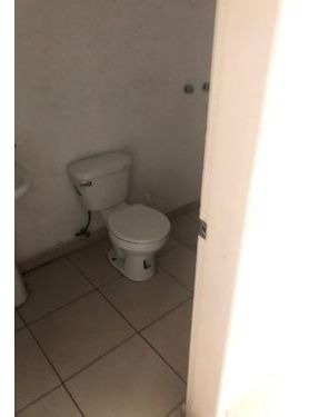 Imagen 10 de 14 de Bodega En Renta En Las Vegas