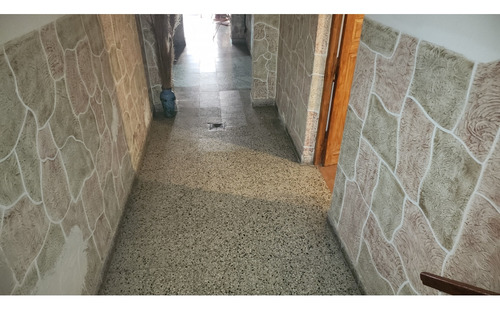 Vendo Casa Barrio Pueyrredon De 4 Dormitorios