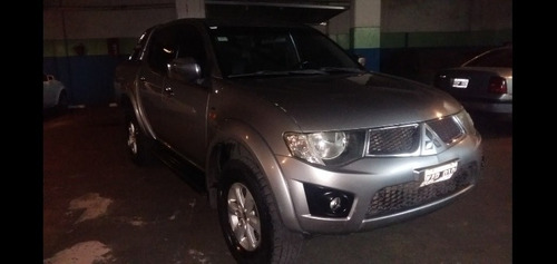 Mitsubishi L200 3.2 Cab Doble 4wd Cr 165cv At 2011 (permuta)