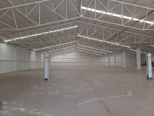 Bodega En Renta Nueva En Naucalpan De 9223 M2 Se Puede Dividir