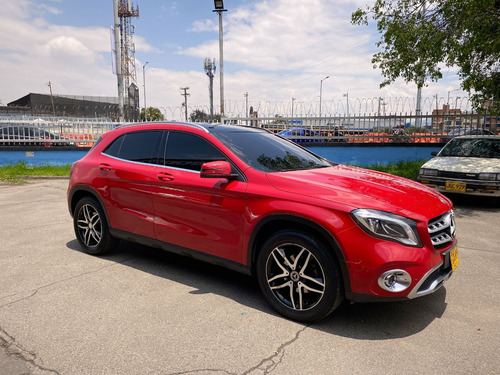 Mercedes-Benz Clase GLA 1.6 Turbo