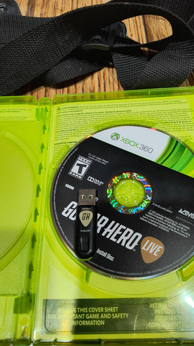Guitar Hero Live Xbox 360 + Juego + Receptor (Usado)