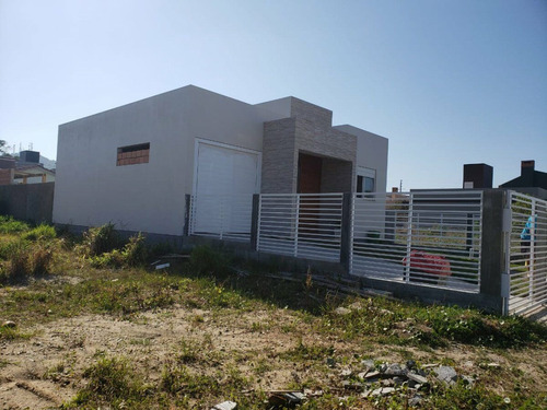 Imagem 4 de 9 de Casa Alvenaria Para Venda Em Ambrósio Garopaba-sc - Kv700