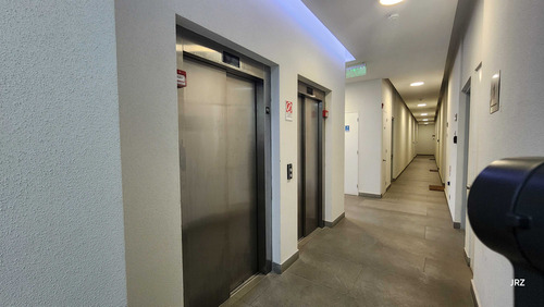 Studio Con Bodega Edificio Smart Isla Teja (104880)