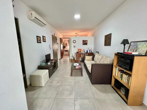Imagen 3 de 9 de Departamento De Dos Ambientes Al Frente! - Saavedra