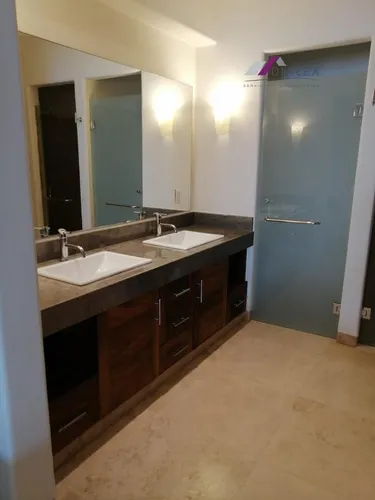 En Venta Lujosas Villas Frente Al Mar De Zihuatanejo