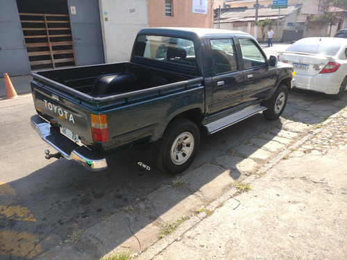 Toyota Hilux 2.8 Sr5 Cab. Dupla 4x4 4p
