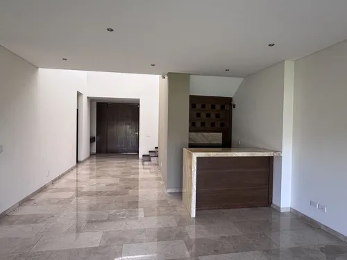 Exclusiva Casa En Renta En El Campanario