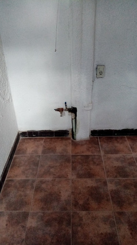 Se Alquila Casa Pardo Bazan Y Madrid 2 Dormitorios Y Altillo