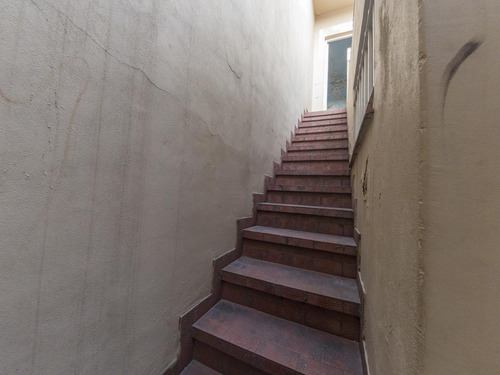 Casa 3 Amb, Lote 8,66 X 18 M En Devoto (nazarre Al 5200)