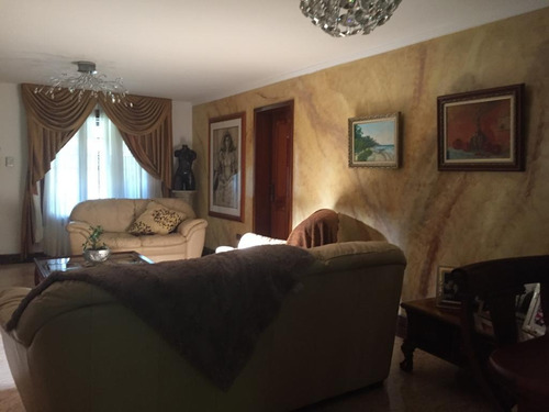 Imagen 2 de 14 de Casa En Venta Urbanización El Castaño Con 667 Mts De Terreno