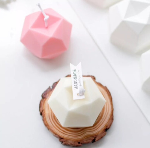 Velas Decorativas Aromáticas D Soya Manzana Geométrica 4pack