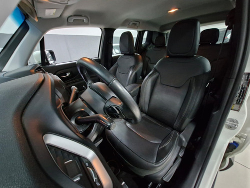 Jeep Renegade 1.8 Longitude Flex Aut. 5p