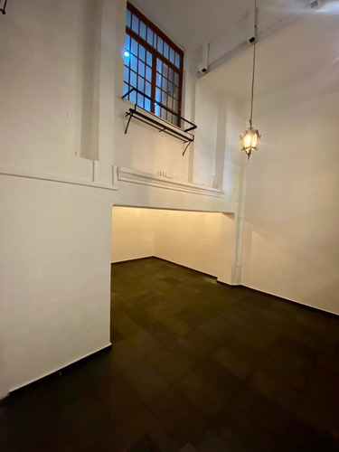 Oficinas En Casona Antigua Col. Juarez, Cerca De Reforma 222