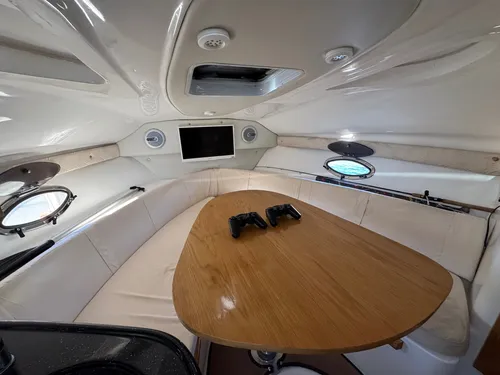 Quicksilver 2700 ( Motor Mercruiser 350 ) Impecable Estado!