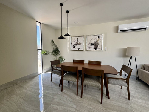 Departamento A Un Costado De La Carretera A Progreso En Privada