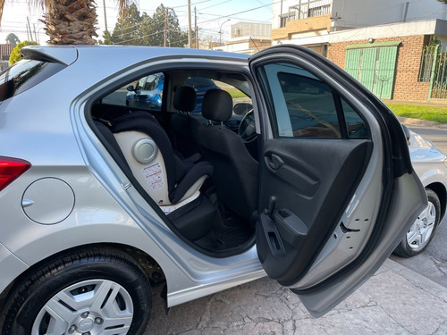 Imagen 13 de 15 de Chevrolet Onix