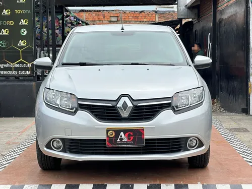 Renault Logan INTENS 1.6 AT