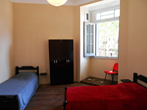 Residencia Estudiantil En Pleno Centro De Montevideo