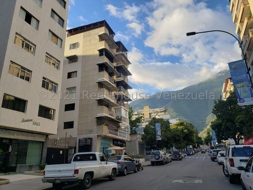 Imagen 24 de 30 de Alquiler En Los Palos Grandes Rah 22-11301 Orlando Figueira 0412 5535289