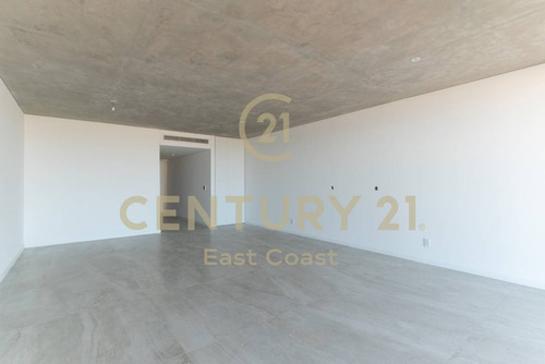 Excelente Residencia En Aldeana.