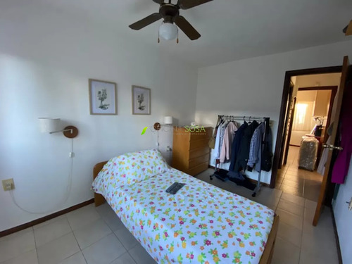 Oficina Sosa - Reservado Americo Vespucio Y Millan Con Patio Y Jardin Al Frente Planta Baja 3 Dorm
