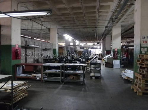 Edificio Comercial / Industrial (5 Pisos) Venta Boleita Norte Mls- 25-13749
