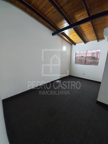 Imagen 10 de 24 de Tu Inmobiliaria Vende Town House Urbanización Villa Athenas, Sector Las Peonias Av. Atlántico Puerto Ordaz #asesoriagratuita #asesoriainmobiliaria #vendedor #pedrocastro