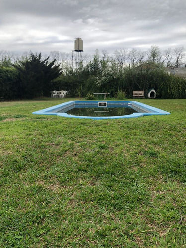 Venta Casa Quinta 2 Dormitorios Mercedes + Casa Para Huéspedes