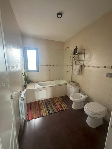 Casa Country San Isidro Villa Allende 3 Dorm Estudio Pileta Dep Servicio
