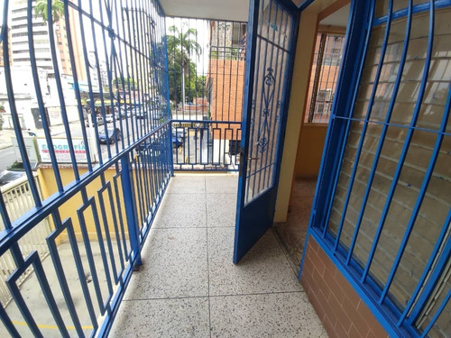 Imagen 1 de 6 de Se Alquila Apartamento En Calicanto 04145438012