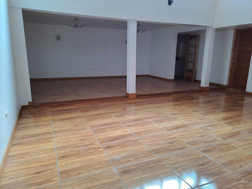Casa Recien Remodelada De Un Piso (68265)