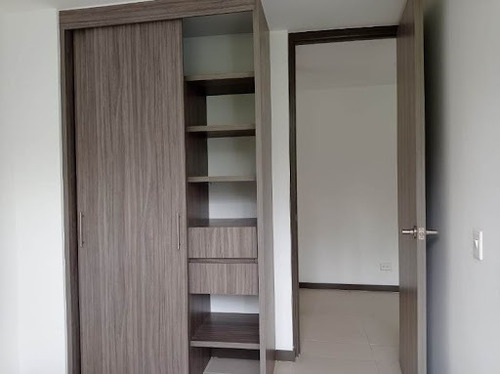 Imagen 7 de 15 de Apartamento En Arriendo San Antonio 622-17998