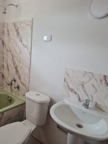 Hermosa Casa En Venta En Macul