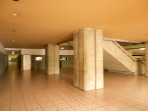 Imagen 3 de 22 de Oficina En Venta Ubicada En Prado Humboldt, Prado Del Este( 2 Oficinas Contiguas, C/u Con Ficha Catastral).