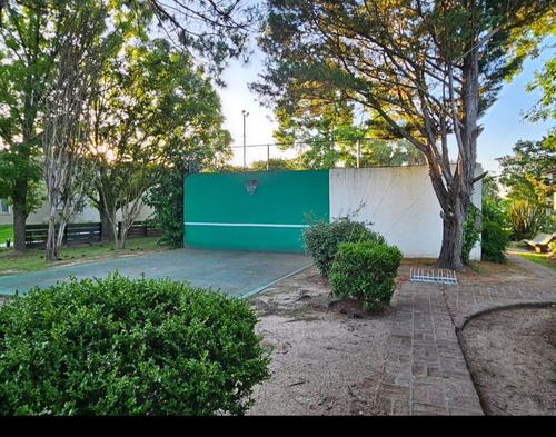 Casa Con Amarra Propia -
