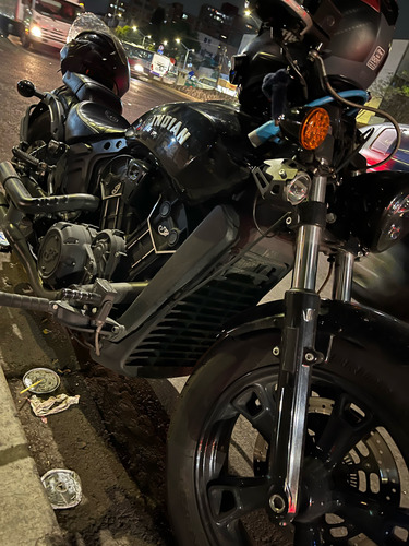 Indian Scout Bobber Sixty Negra