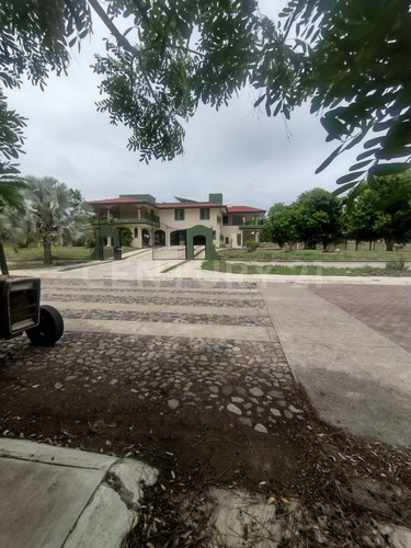 Terreno En Residencial San German (lote 85)