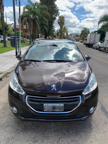 Peugeot 208 1.6 Feline 2014