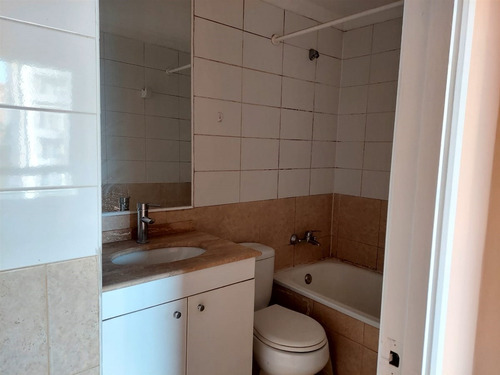 Departamento En Venta De 2 Dorm. En Macul