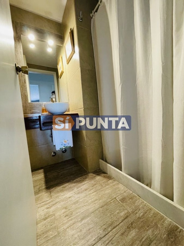 Imagen 12 de 26 de Excelente Apartamento Reciclado En Parada 1 Brava