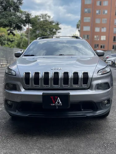 Jeep Cherokee 3.2 Longitude