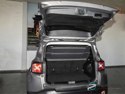 Imagen 8 de 12 de Jeep Renegade 2020 1.8 Longitude At6