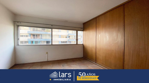Oficina En Alquiler / Cordón - Inmobiliaria Lars