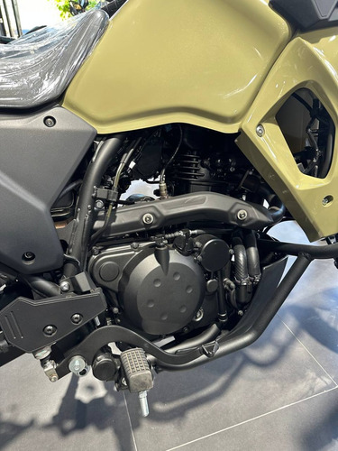 Imagen 5 de 16 de Kawasaki Klr 650 0km 2023 Klr650