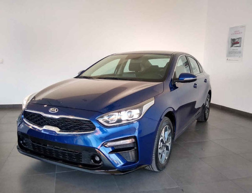 Imagen 1 de 15 de Kia Forte Sedan 2019 4p Ex, 2.0 L Mpi Atkinson Ta6, Ba, Bl,