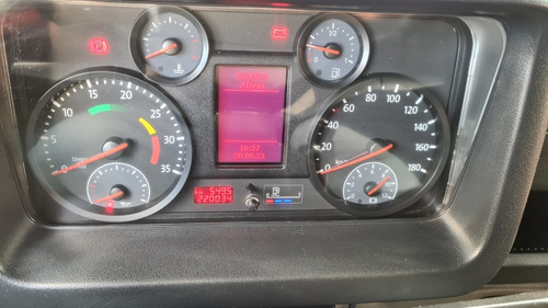 Imagem 10 de 13 de Volkswagen 8.160 Plataforma Guincho