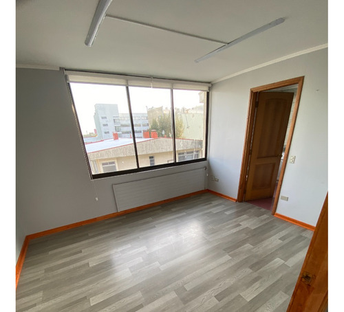 Arriendo Estupenda Y Amplia Oficina Remodelada Concepción