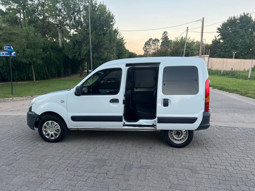 Liquido ! Kangoo Confort 1.6l 16v Con Gnc