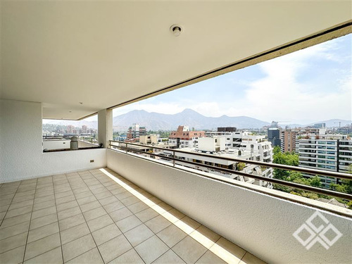 Departamento En Venta De 3 Dorm. En Vitacura